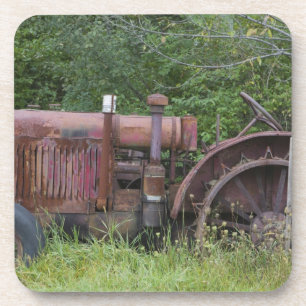 USA, Vermont, MANCHESTER: Antiker Landwirt-schafts Getränkeuntersetzer