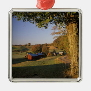 USA, Vermont, südlich von Woodstock, Jenne Farm be Silbernes Ornament