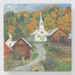 USA, Vermont, Waits River. Blattwerk Steinuntersetzer