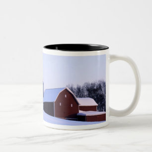 USA, Virginia, Shenandoah Valley, Scheune Zweifarbige Tasse