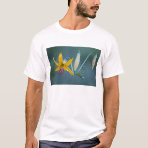 USA, WA, Mt. Rainier Nationalpark. Columbia T-Shirt