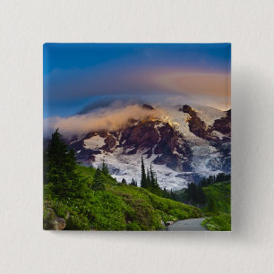 USA, Washington, Mt. Rainier. Morgensonne Button