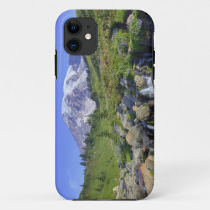 USA, Washington, Mt. Rainier NP, Mt. Rainier und 2 Case-Mate iPhone Hülle