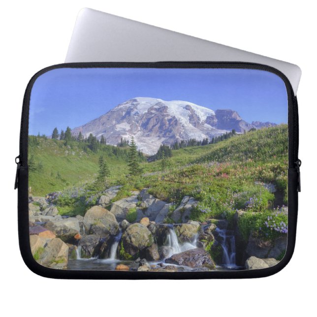 USA, Washington, Mt. Rainier NP, Mt. Rainier und 2 Laptopschutzhülle (Vorderseite)