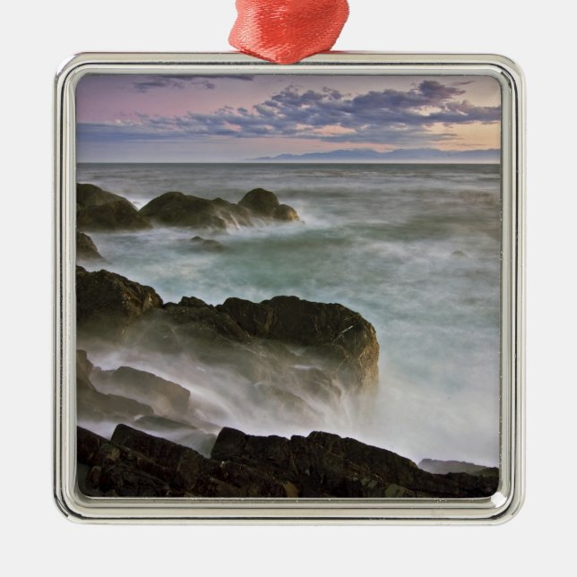 USA, Washington, San Juan Islands.  Sturz Silbernes Ornament (Vorne)