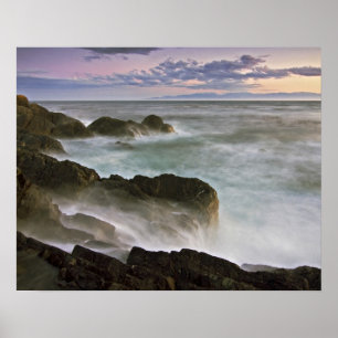 USA, Washington, San Juan Islands. Wellen krachen Poster