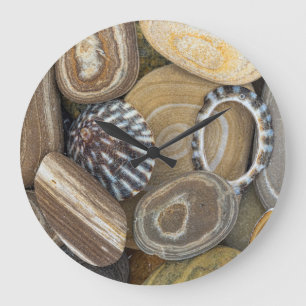 USA, Washington, Seabeck. Close-Up Of Beach Große Wanduhr