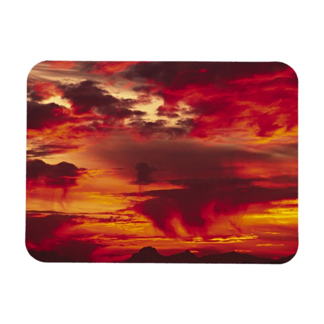 USA, Washington, Seattle. Sunrise Magnet (Horizontal)