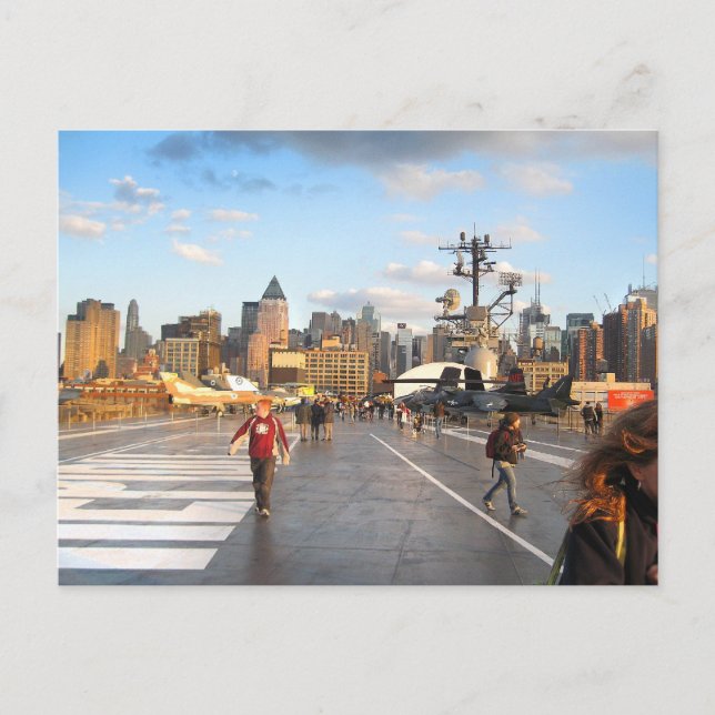 USS Intrepid's Flight Deck Postkarte (Vorderseite)