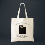 Utah Map Wedding Welcome Bag Black & Gold Tragetasche<br><div class="desc">Hochzeitswochenendenwillkommens-Geschenktasche für aus Stadtgäste zu Ihrer Hochzeit heraus, Bild von Utah, mit Goldherzen kennzeichnend. Füllen Sie Tasche mit Ihren Lieblingsguten sachen.</div>