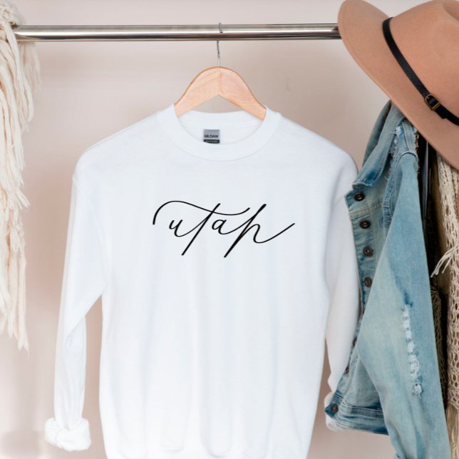 Utah Script Staat Women's Sweatshirt (Von Creator hochgeladen)