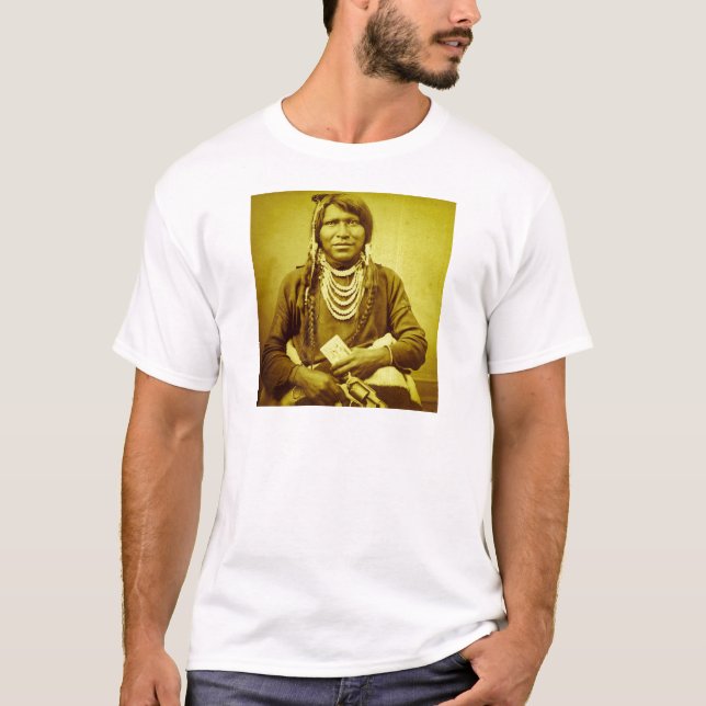 Ute-Inder mit der Pistole Vintag T-Shirt (Vorderseite)