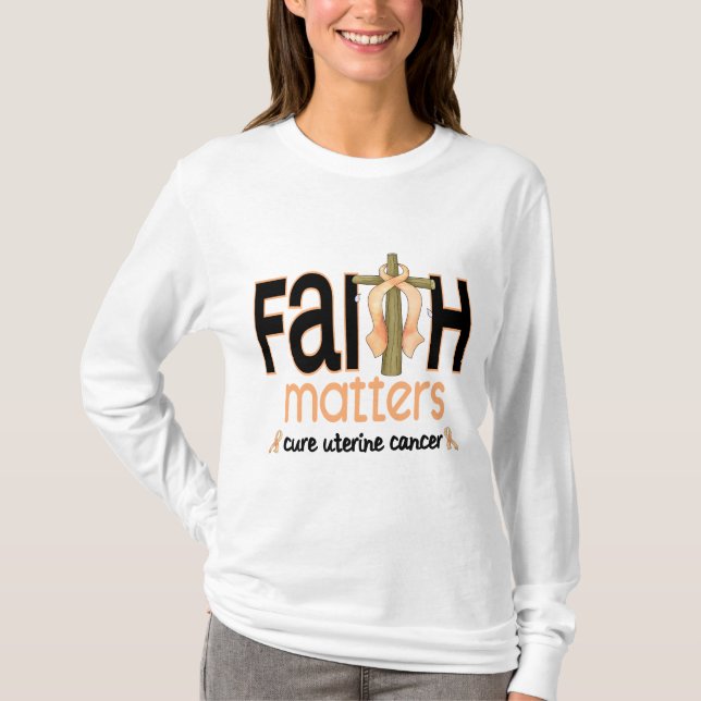 Uterines Krebs-Glauben-Angelegenheits-Kreuz 1 T-Shirt (Vorderseite)