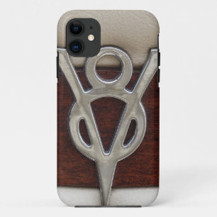 V8-Chrom-Emblem-Leder und Holz iPhone 11 Hülle