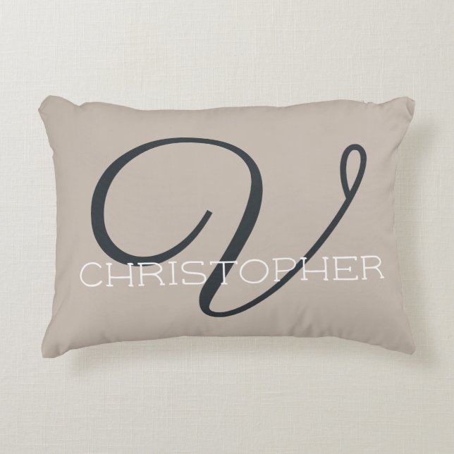 V Initialname Kalligrafie Taupe Tan Neutral Chic Dekokissen (Vorderseite)