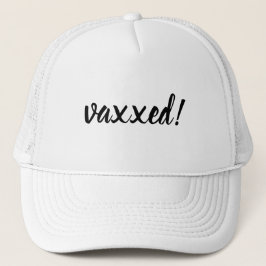 Vaccinated & Proud Modern Covid Vaccine Design Truckerkappe