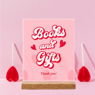 Valentine Baby Duschbücher und Geschenke in Rot un Acrylschild