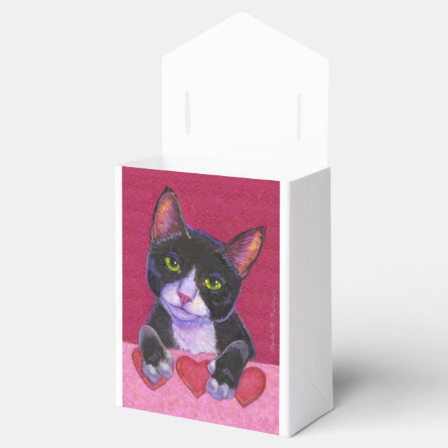 Valentine Black Tuxedo mit Herz Geschenkschachtel (Geöffnet)