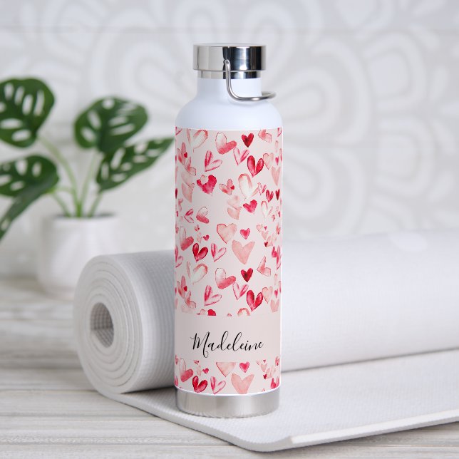 Valentine Hearts Whimsical Watercolor Pink Red  Trinkflasche (Yoga (gedreht))