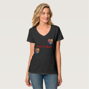 Valentine: Herz zu Herz, Liebe Symbol V-Neck T-Shirt