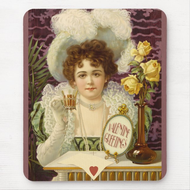 Valentine Sweet woman in extravaganter Kleidung CC Mousepad (Vorne)
