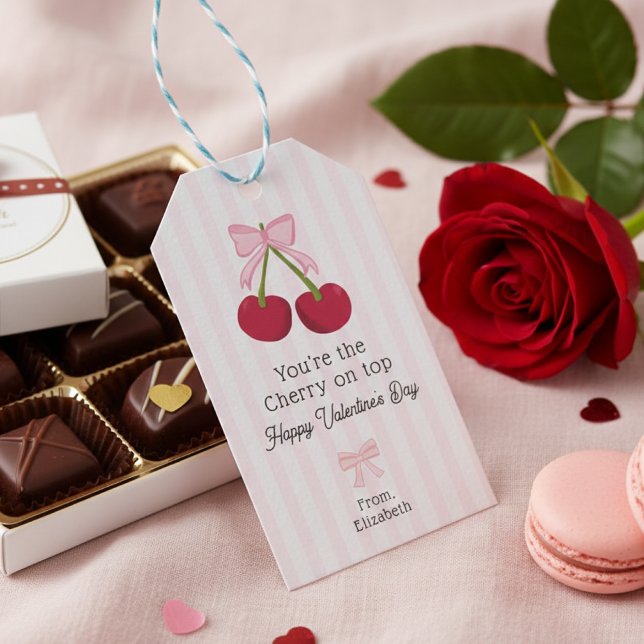 Valentine's Day Cherry on Top Coquette Stripes Geschenkanhänger (Von Creator hochgeladen)