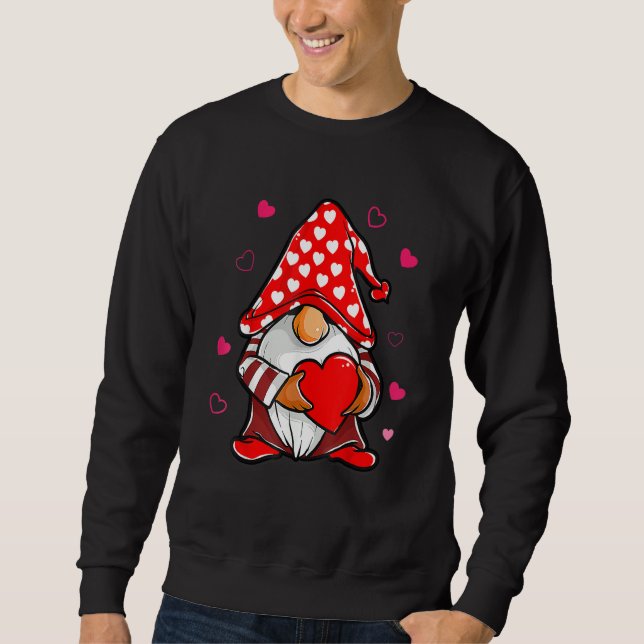 Valentines Day Gnome Love Holding Red Heart Sweatshirt (Vorderseite)
