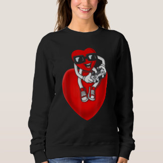 Valentines Day Heart Video Gamer Controller Men Bo Sweatshirt