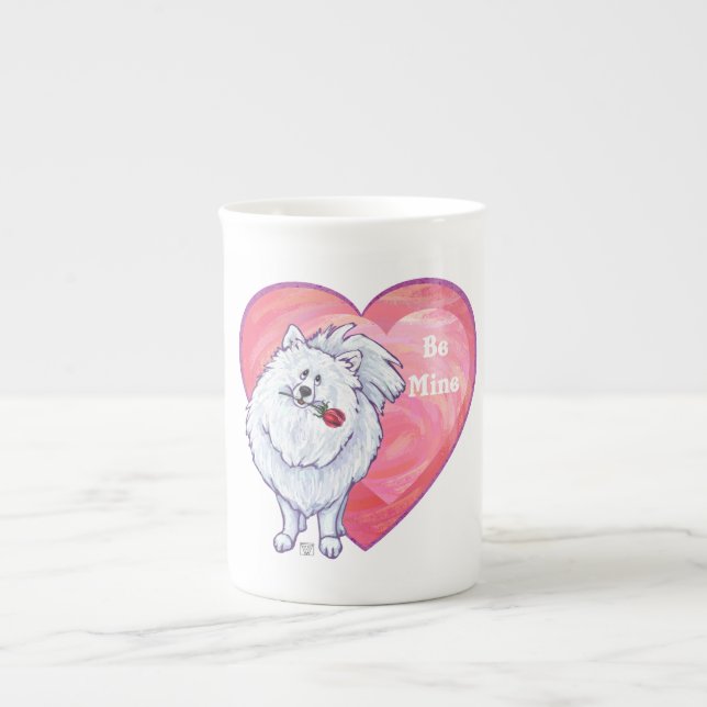 Valentinstag des weißen Spitzes Prozellantasse (Vorderseite)