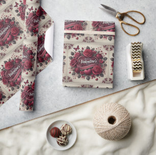 Valentinstag Design mit Rose und Herz Geschenkpapier