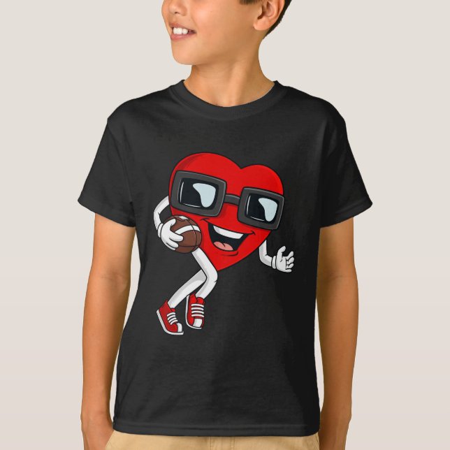 Valentinstag Herz läuft mit Fußballspielen T-Shirt (Vorderseite)