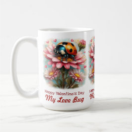 Valentinstag-Liebeskäfer auf Blütenrose Kaffeetasse
