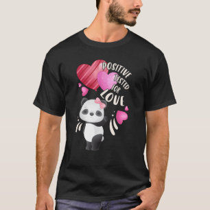 Valentinstag Panda Bär mit Herzen T-Shirt
