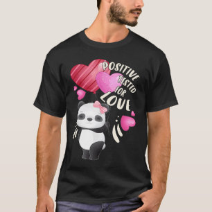 Valentinstag Panda Bär mit Herzen T-Shirt