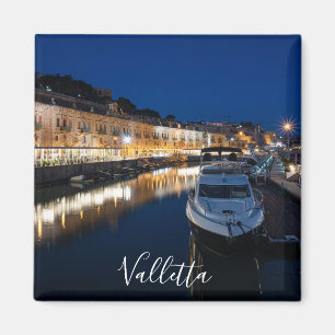 Valletta Uferviertel mit kleiner Hafenmag Magnet