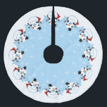 Vampire Snowman Polyester Weihnachtsbaumdecke<br><div class="desc">Dieser Ferienschmuck hat einen niedlichen Schneemann mit Kap und Vampirzähnen</div>