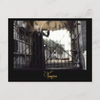Vamplified® Crucified Postkarte