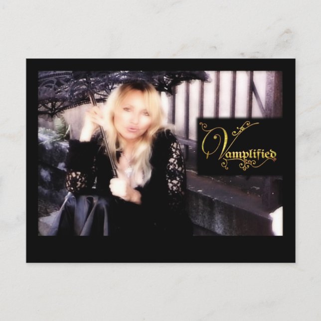 Vamplified® Crucified Postkarte (Vorderseite)