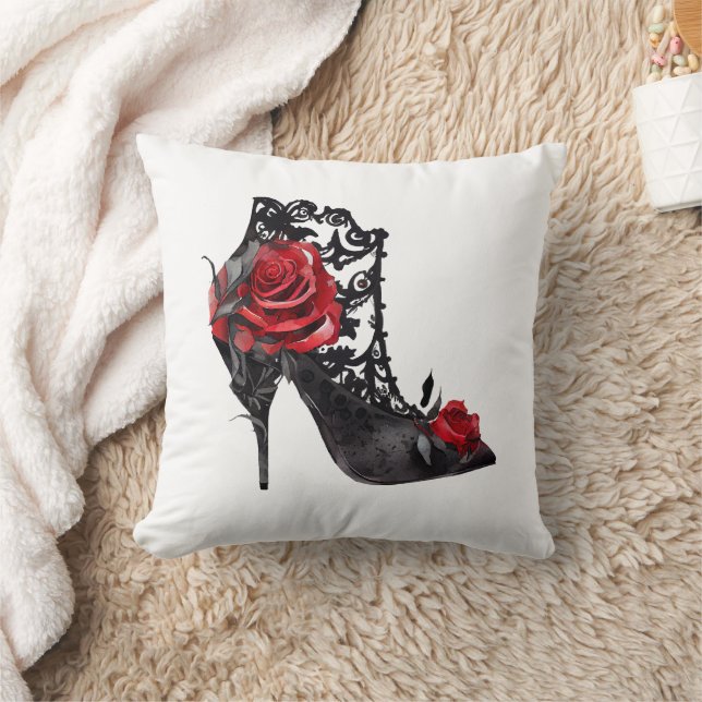 Vampy Spiked Stiletto | Rote Rose Mode High Heel Kissen (Decke)