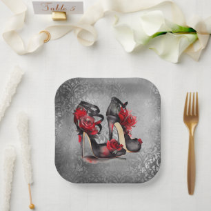 Vampy Strappy Stilettos   Heelse der Rote Rose auf Pappteller