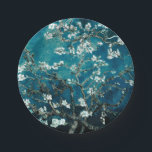 Van Gogh Almond Blossoms: Dunkel Aquamarin Pappteller<br><div class="desc">Fügen Sie Ihre Feiern mit Einwegpapier-Tellern und Servietten mit Mandelblüten Künstlerische hinzu. Eine schicke und dennoch praktische Wahl für Duschen,  Hochzeiten oder Geburtstage: Mandelblüten,  Party-Teller,  Van Gogh-Servietten,  künstlich inspiriert Einweggeschirr,  Blumendekor,  aquamarine und elegante Festvorräte,  kunstvoll unterhaltendes Set</div>