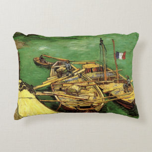 Van Gogh Kai mit Männern, die Sandkähne entladen Dekokissen