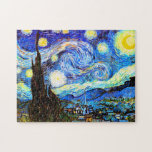 Van Gogh Starry Night Fine Art<br><div class="desc">Starry Night,  das berühmteste Gemälde des niederländischen Post-Impressionisten Meisters Vincent van Gogh. Ein einsamer Zypressenbaum,  ein schlafendes Dorf und ein Himmel,  der mit Sternen herumwirbelt. Vintage Retro niedliche mädchenhafte schöne künstlerische bunte elegante Landschaft Muster Post-Impressionismus Dekoration Christlich religiöse spirituelle inspirierende Kunst Malerei.</div>