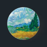 Van Gogh Wheatfield mit Zypressen Button<br><div class="desc">Schöne Naturszene mit Zypressen und windgeflügelten Himmeln</div>