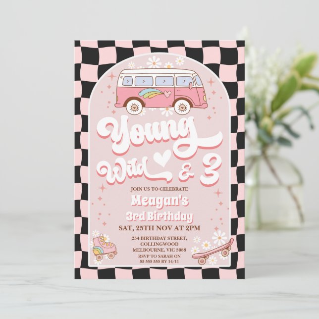 Van Pink Young Wild und 3. Geburtstag Einladung (Stehend Vorderseite)