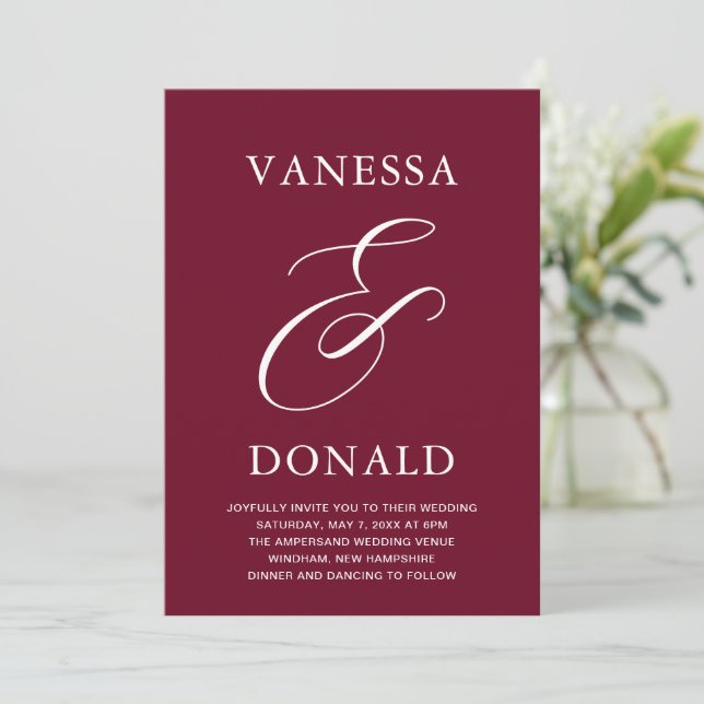 Vanessa Burgundy Modern Wedding Einladung (Stehend Vorderseite)