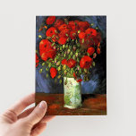 Vase mit roten Poppies | Vincent Van Gogh Postkarte<br><div class="desc">Vase mit Red Poppies vom niederländischen Künstler Vincent Van Gogh. Die originelle Kunstmalerei ist ein Öl auf der Leinwand,  das ein Stillleben hellroter Blume darstellt. Verwenden Sie die Entwurfstools,  um einen benutzerdefinierten Text hinzuzufügen oder das Bild zu personalisieren.</div>