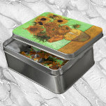 Vase mit zwölf Sonnenblumen von Vincent van Gogh Puzzle<br><div class="desc">Still Life: Vase mit zwölf Sonnenblumen von Vincent van Gogh ist ein Vintager Post-Impressionismus der schönen Kunst noch Leben Blumengemälde mit einem Blumenstrauß im Sommer. Über den Künstler: Vincent Willem van Gogh war ein postimpressionistischer Maler, dessen Werk durch seine raue Schönheit, emotionale Ehrlichkeit und seine kühne Farbe besonders bemerkenswert war....</div>