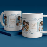 Vater 3 Vertikales Foto Liebende Worte Botanisch Kaffeetasse<br><div class="desc">Foto Tasse Geschenk für Vater - Sie können sagen Papa, Papa, zum Beispiel, oder es ist genauso einfach für jemand anderen zu personalisieren. Die Fotovorlage zeigt 3 Ihrer bevorzugten Fotos im vertikalen Format mit abgerundeten Ecken an. Geschrieben mit liebevoller Formulierung in klarer, handgeschriebener Schrift, die lautet: "[Name] Ich habe dir...</div>