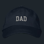 VATER BESTICKTE BASEBALLKAPPE<br><div class="desc">Perfekter Vatertag,  anpassbar,  anpassbarer Hut. Auch macht ein großes Geschenk für alle Väter zu sein. Diese blaue Marinekappe ist von hoher Qualität,  auf der Vorderseite ist "Vater" bestickt. Fügen Sie den Namen Ihres Vaters hinzu,  um ihn zu personalisieren. Ein besonderes Geschenk für besondere Väter überall.</div>